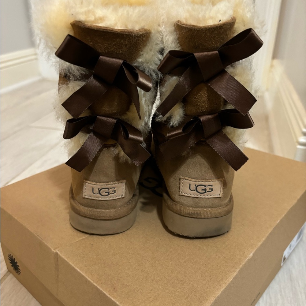 Bailey Bow Uggs